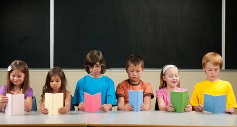 childrenreading476x290